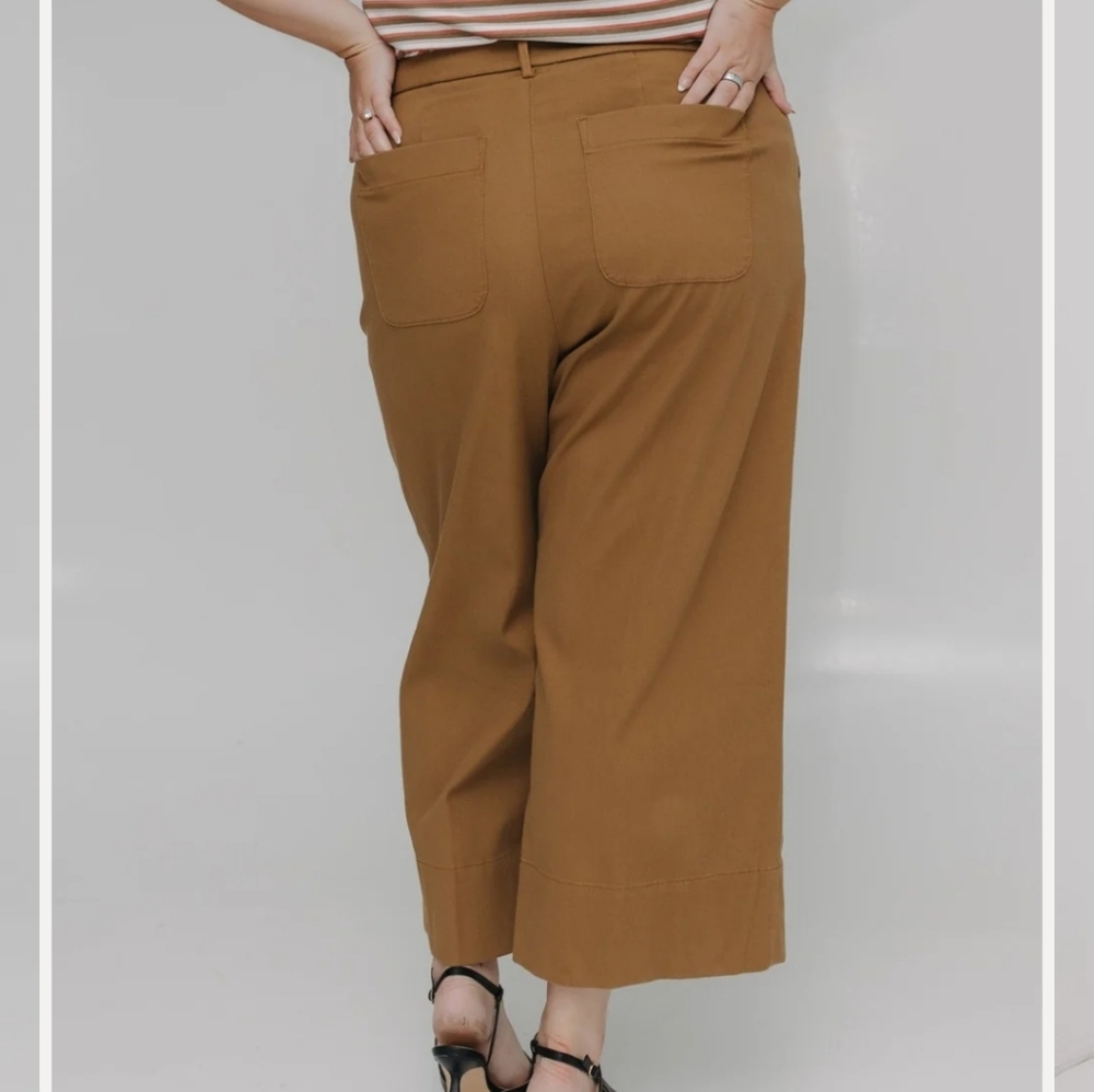 SPANXsupersmooth™ Stretch Twill Cropped Wide Leg Pant In Flax - Picture 3 of 11